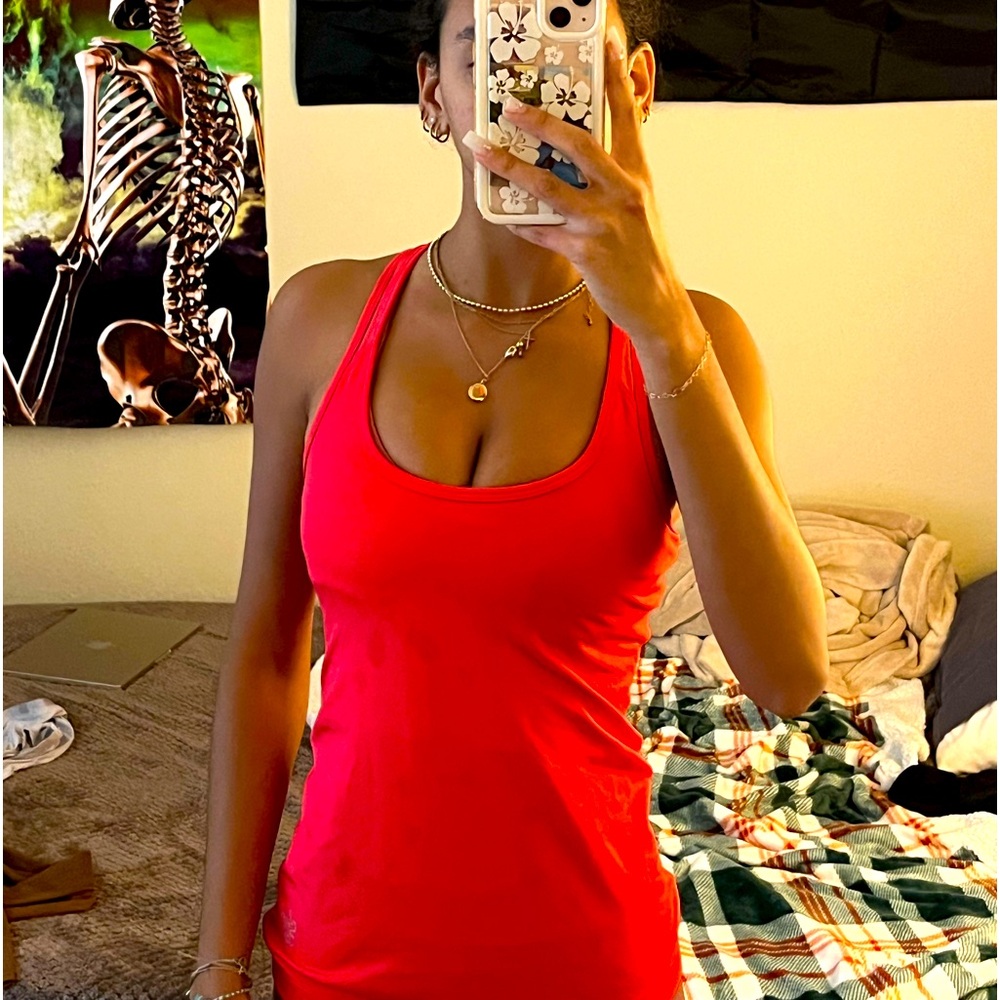 Athletic tank top